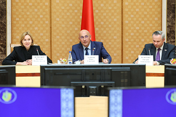 The meeting with the assets of the creative unions of Belarus was chaired by Deputy Prime Minister Natalia Petkevich.